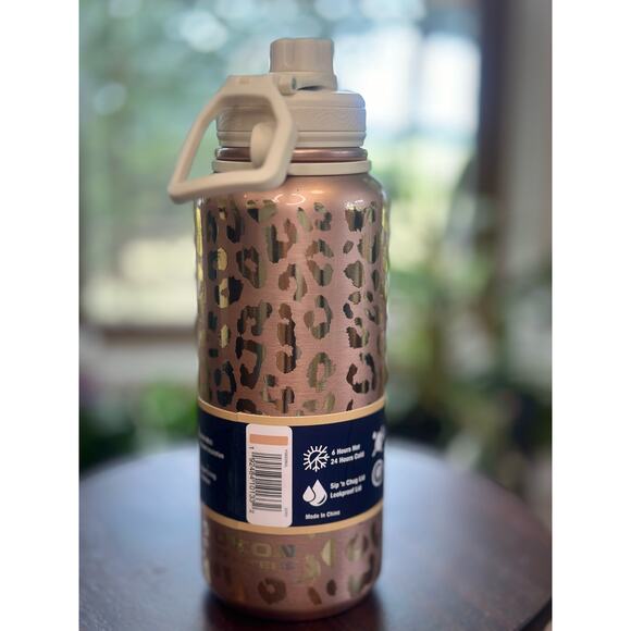 Buc-ee's NWT Yukon Outfitters Surge Rose Gold Leopard Print 32oz. Water Bottle - Picture 3 of 7